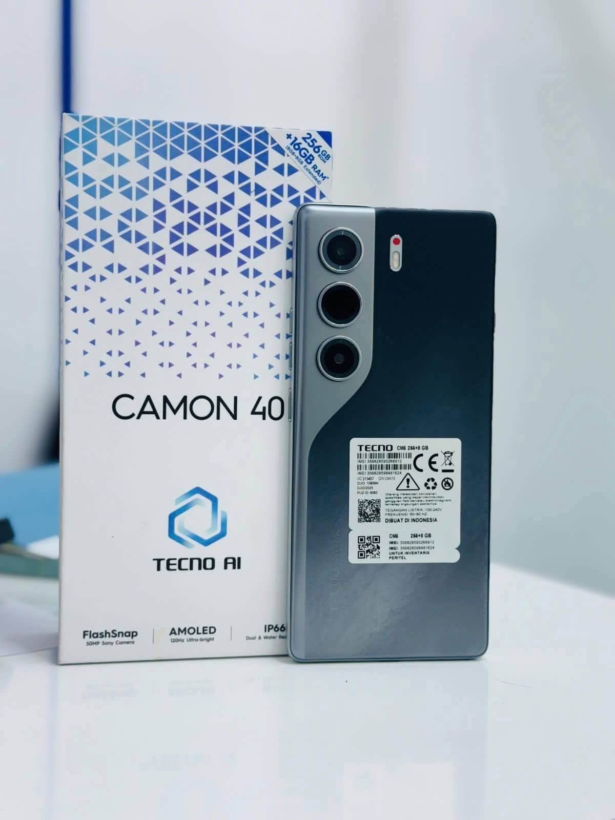 TECNO CAMON40 256GB RAM16